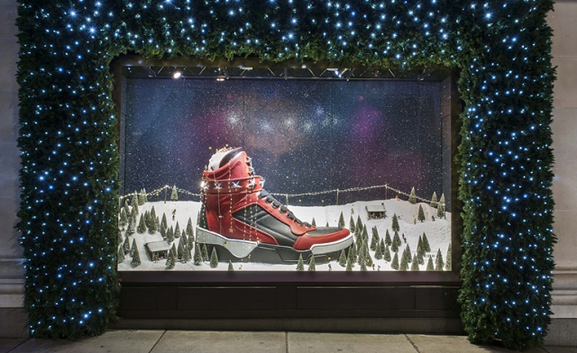 "Fantastic Christmas installations around the world"