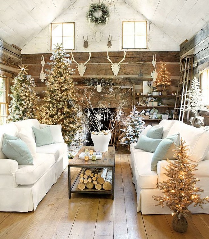 Home design tips: choose light blue and gold Christmas decoration