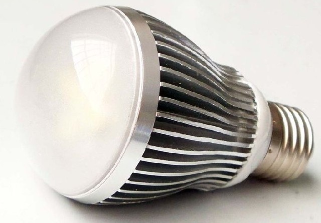 THE BEST LIGHTING BULBS FOR YOUR LAMPS