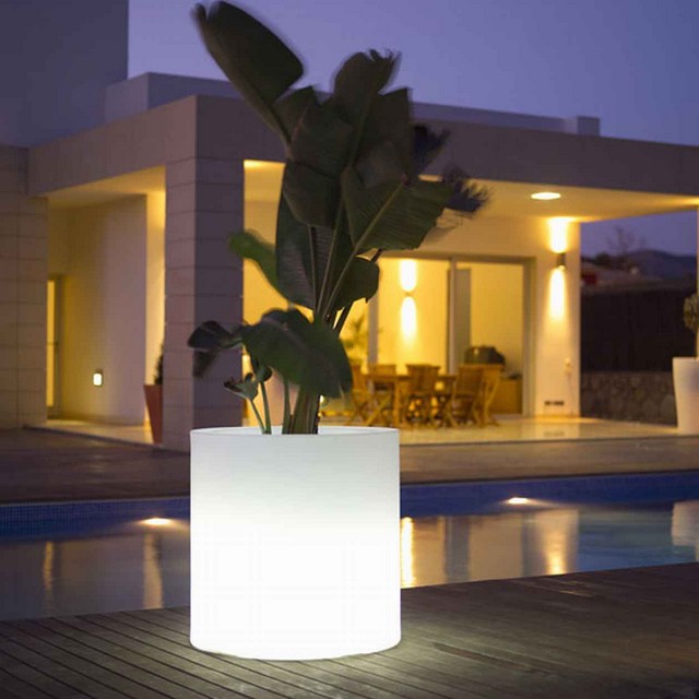 10 outdoor lights you may like