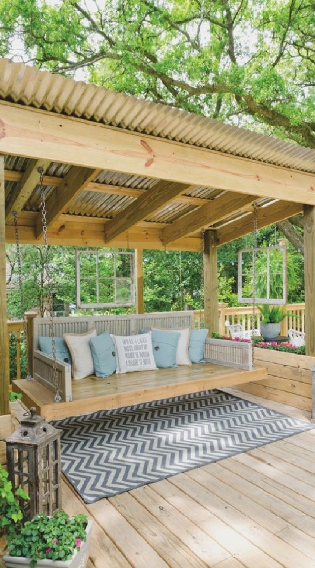 Outdoor Design Ideas: get a deck to your backyard