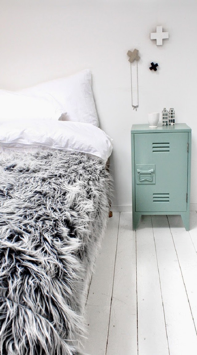 Scandinavian Home Designs choose white and grey