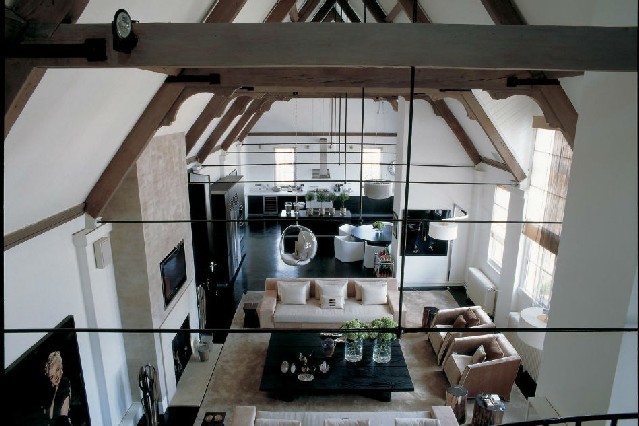 10 elegant and modern home design ideas by Kelly Hoppen Stunning Apartment Beirut6