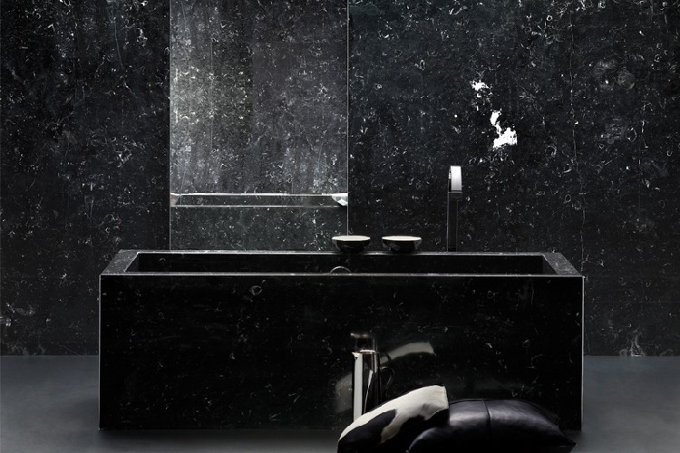 black luxury bath room design ideas