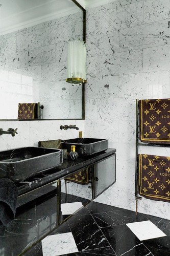 dark luxury bath room design ideas
