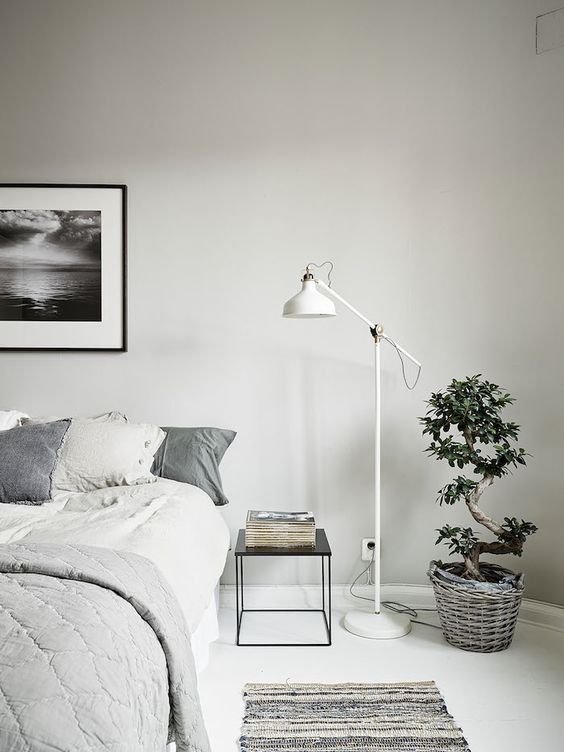 Remodel your home with white floor lamps