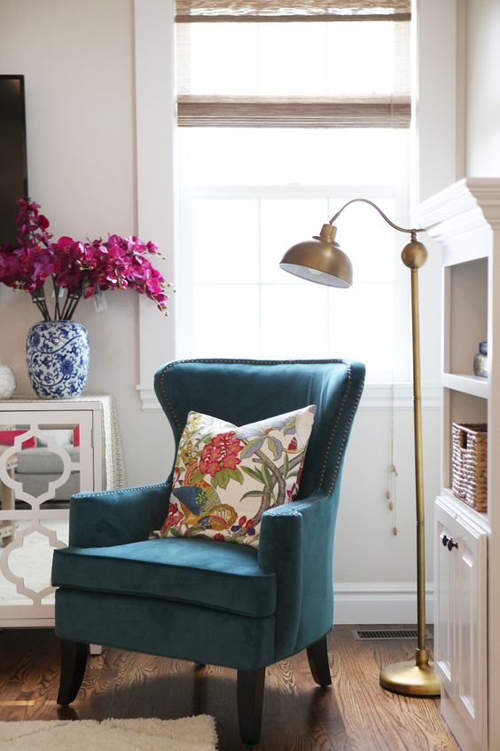 Use a Floor Lamp in a Reading Corner home design ideas