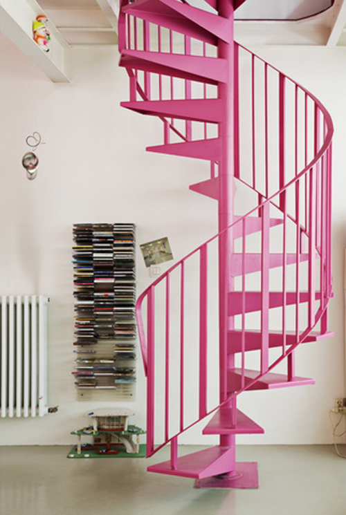 10 Bold Spiral Staircase designs that you’ll want at home