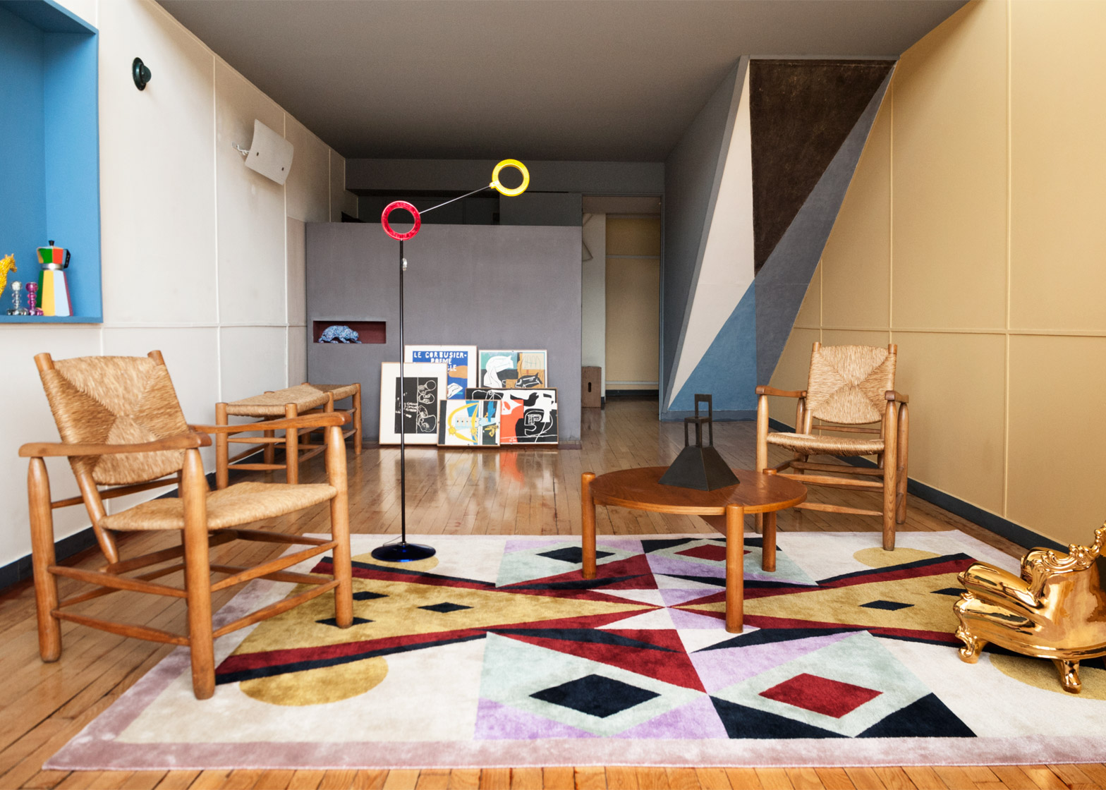 Cool apartment with different color combinations by Mendini
