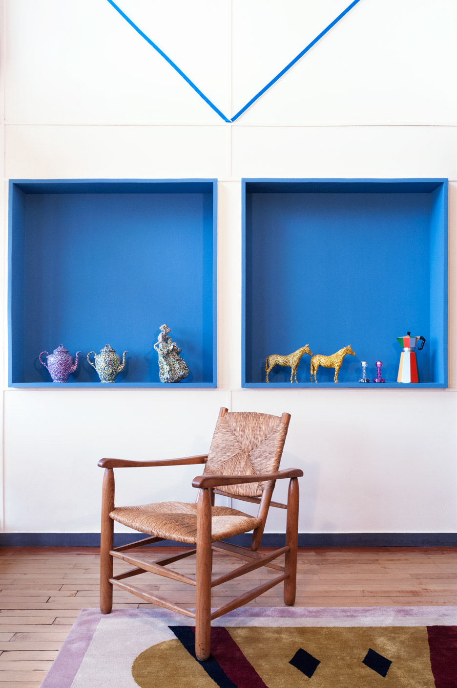 Cool apartment with different color combinations by Mendini