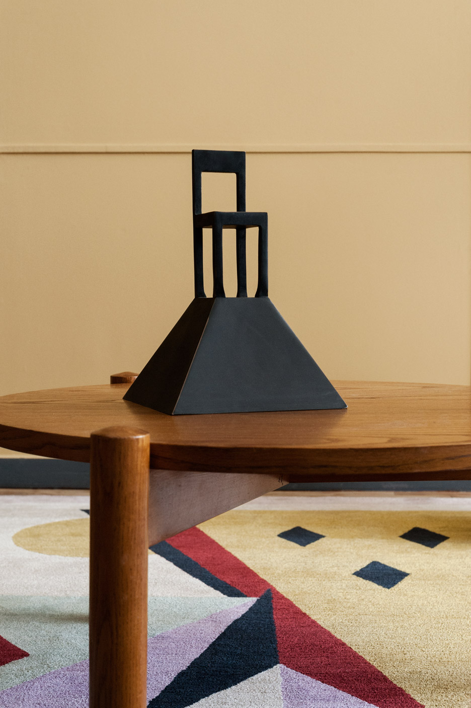 Cool apartment with different color combinations by Mendini