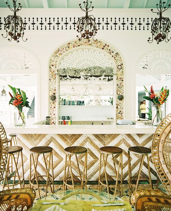 10 Hospitality projects with alternative Decor