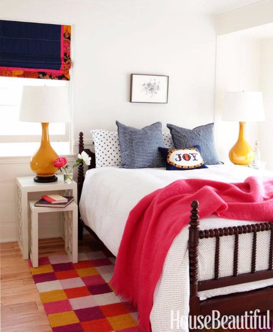 10 Smart Small Bedroom Ideas