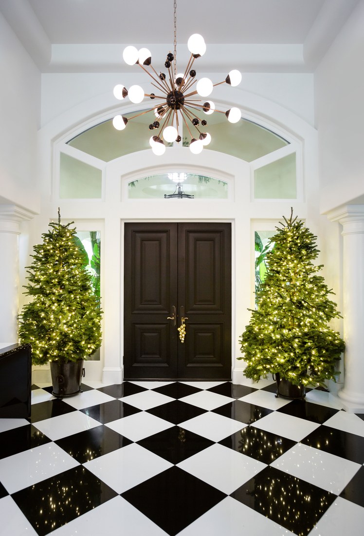 THESE ARE KRIS JENNER'S FAVOURITE CHRISTMAS HOME DESIGN IDEAS
