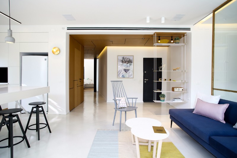FALL IN LOVE WITH THIS UPDATED 1950s APARTMENT IN TEL AVIV