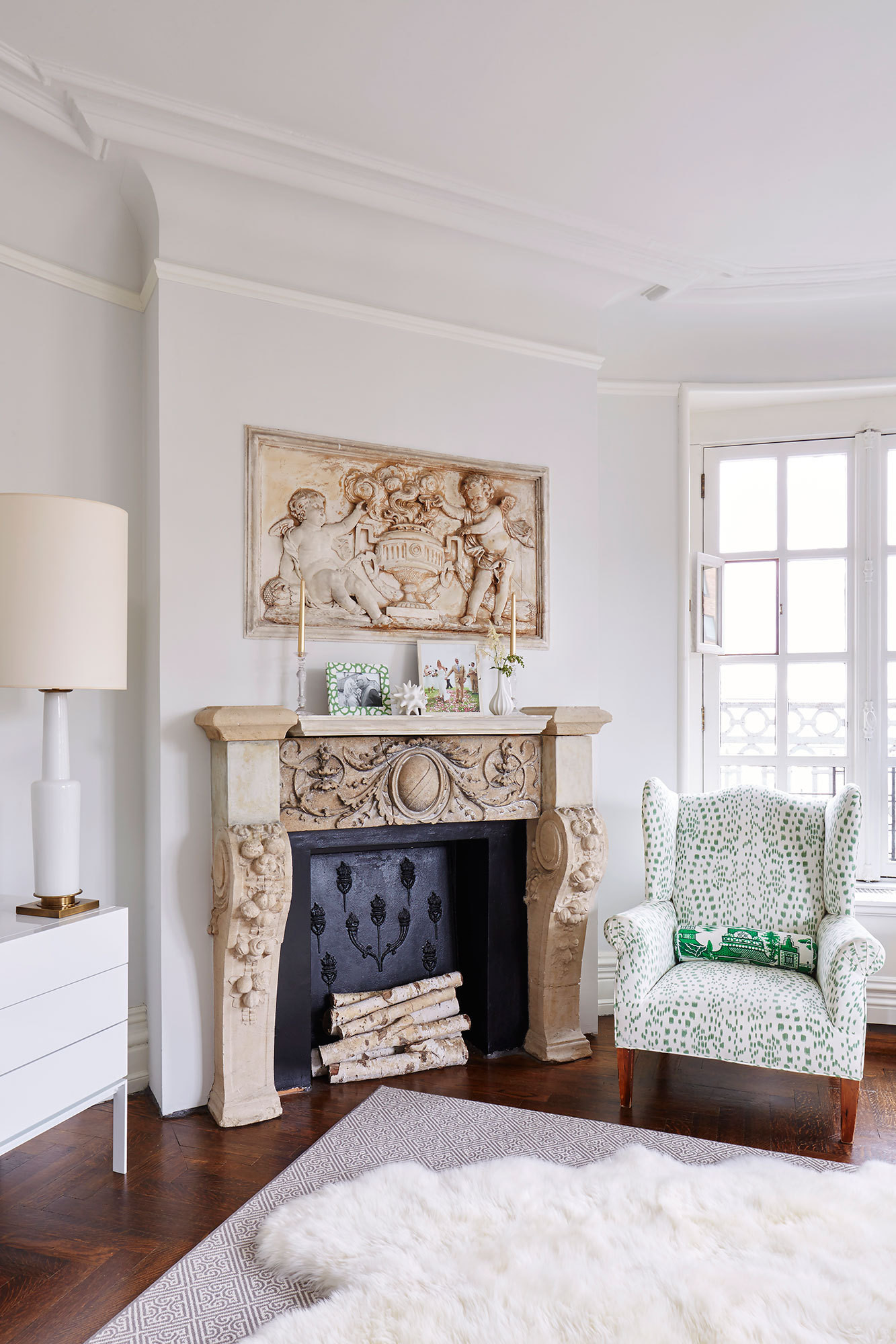 Room of the Week: Pastel Living Room in Dreamy Paris