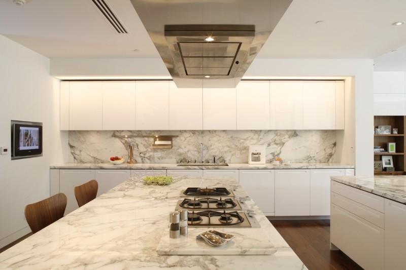 SEE HOW COUNTERTOPS MAKE ALL THE DIFFERENCE IN YOUR KITCHEN