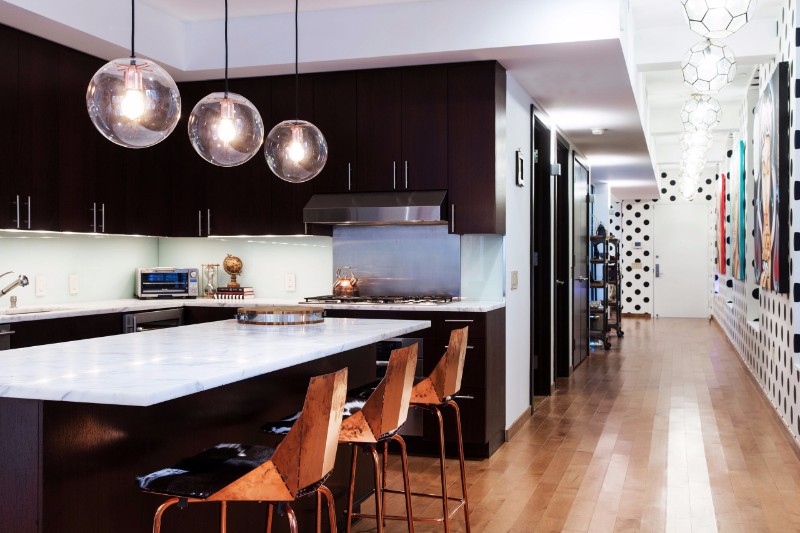 SEE HOW MARBLE COUNTERTOPS MAKE ALL THE DIFFERENCE IN YOUR KITCHEN