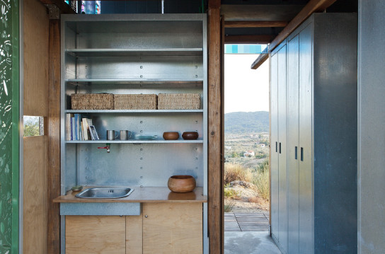 Greece- Get to Know the Perfect Modern House for you this Summer