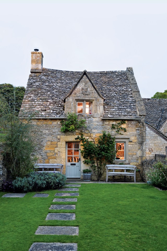 Cottage Interior Design in London's Countryside! 1
