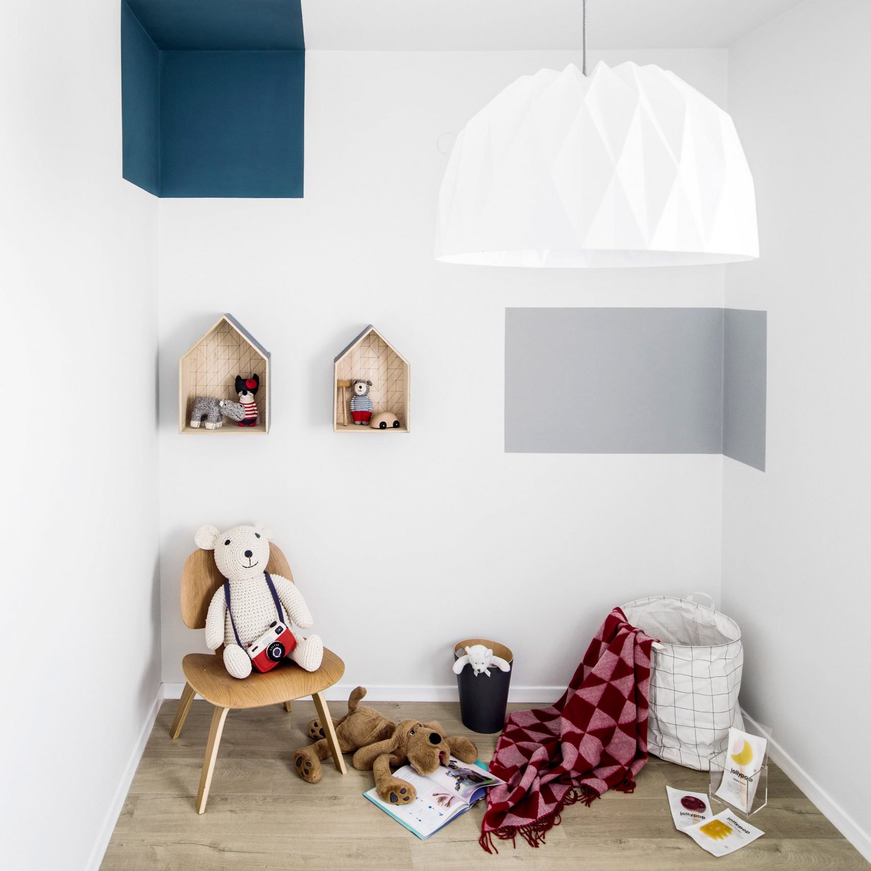 You'll Find This Children Room Design The Most Fun! 3 home design ideas, home interior decor, children room design, Russian summer house, indoor play area, industrial style lamp