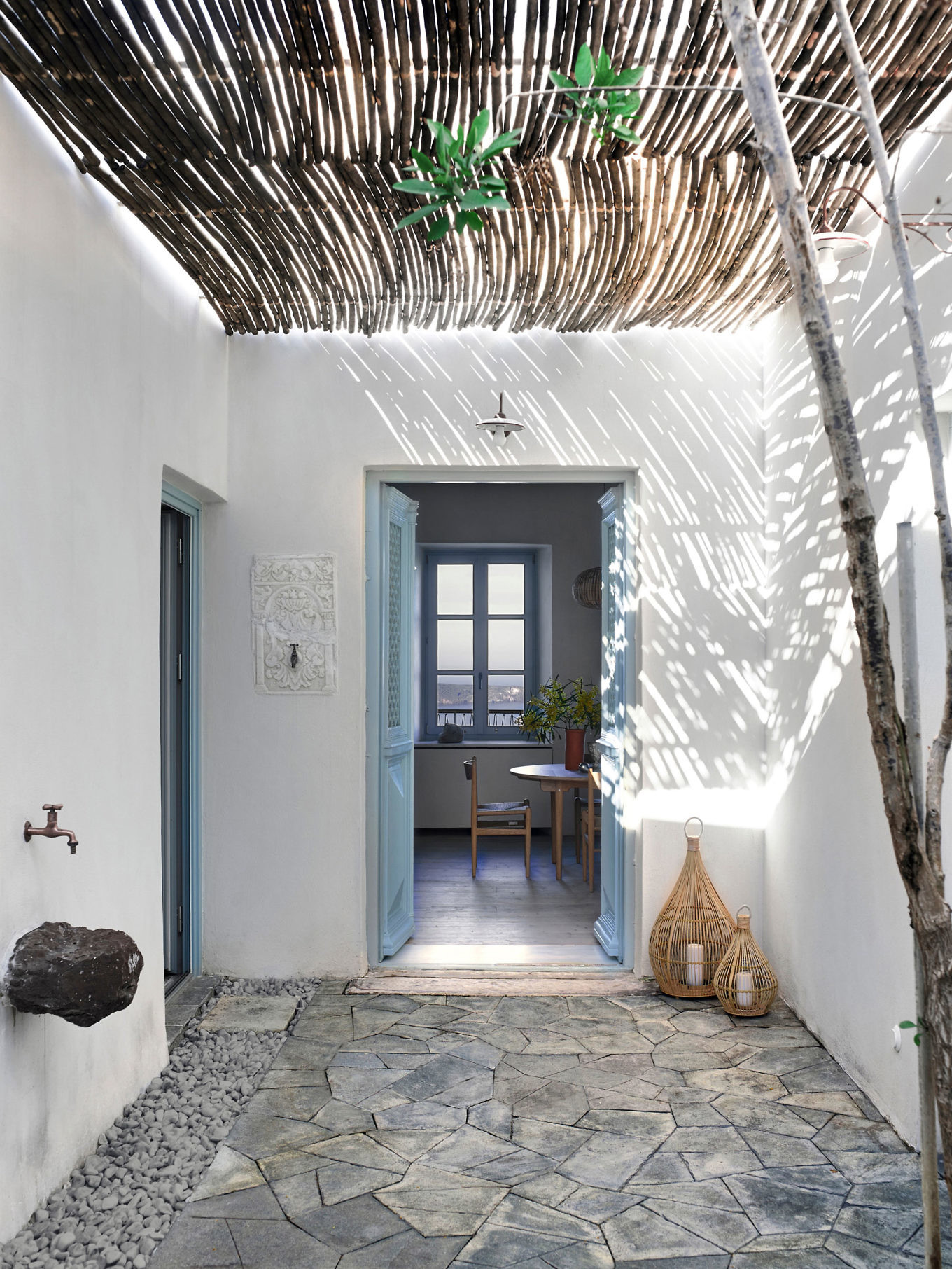 Be Amazed By This Summer House Retreat In Greece! 7