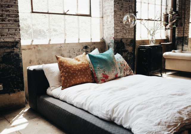 Meet the mid-century modern bedroom of your dreams