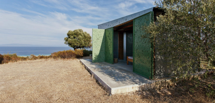 1Greece- Get to Know the Perfect Modern House for you this Summer_FEATURED