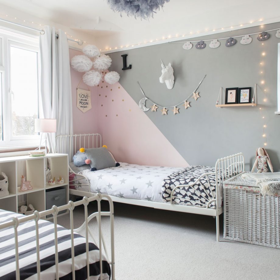 What's Better For Your Children Room Decor? We Got Some Ideas For You! blush pinks, child's bedroom, children bedroom decor, reading light, home design ideas, study table lamp, vintage table lamp,